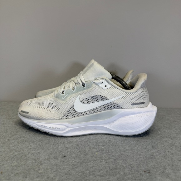 Nike Shoes - Nike Pegasus Plus Womens Shoes Size 6 White & Silver Running Sneakers FD2723-102